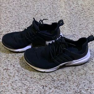Nike Presto Black and White